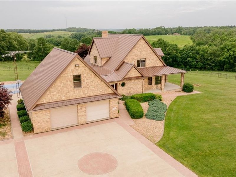 46675 Clarkson Road, Rogers, OH 44455 Photo 4