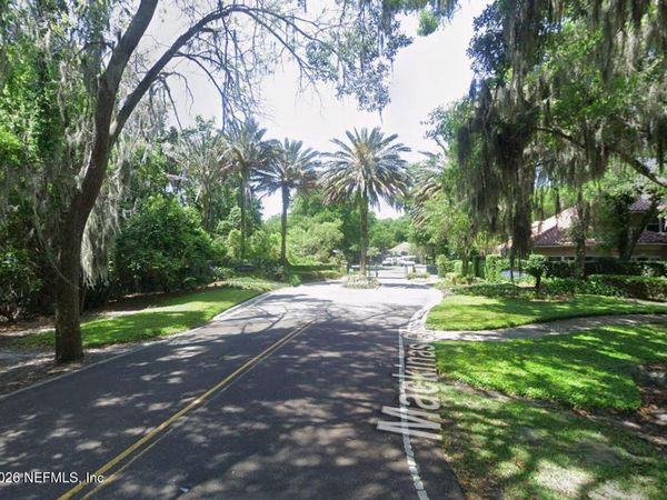 95185 MACKINAS Circle, Fernandina Beach, FL 32034