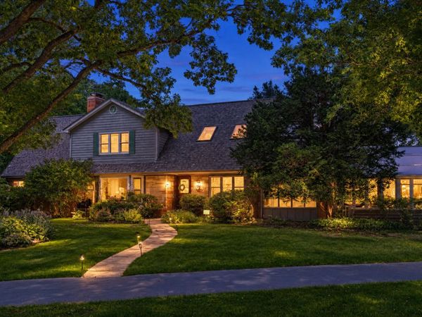 27W118 Cove Lane, Warrenville, IL 60555