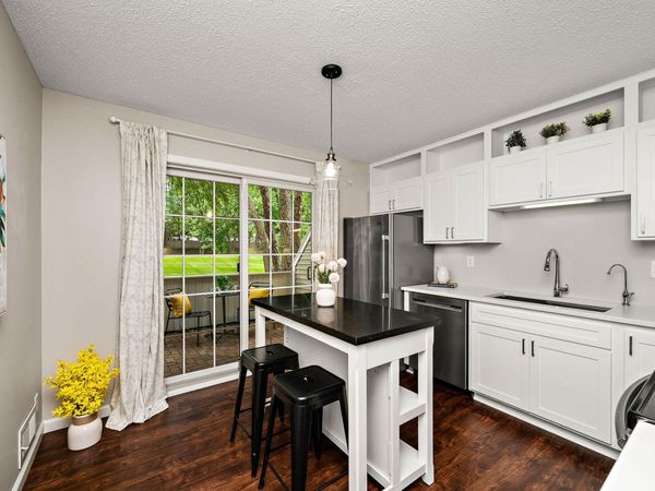 1905 Shenandoah Court, Unit D, Plymouth, MN 55447