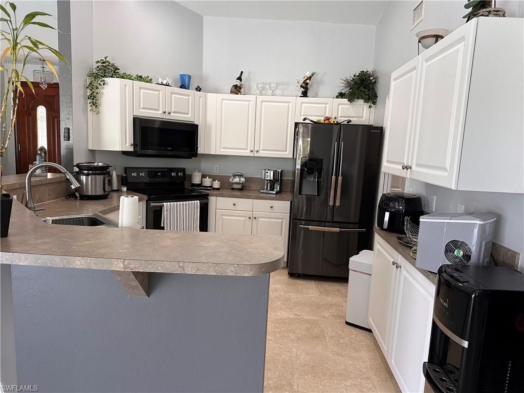 1717 Abbott Ave , Lehigh Acres, FL 33972 Photo