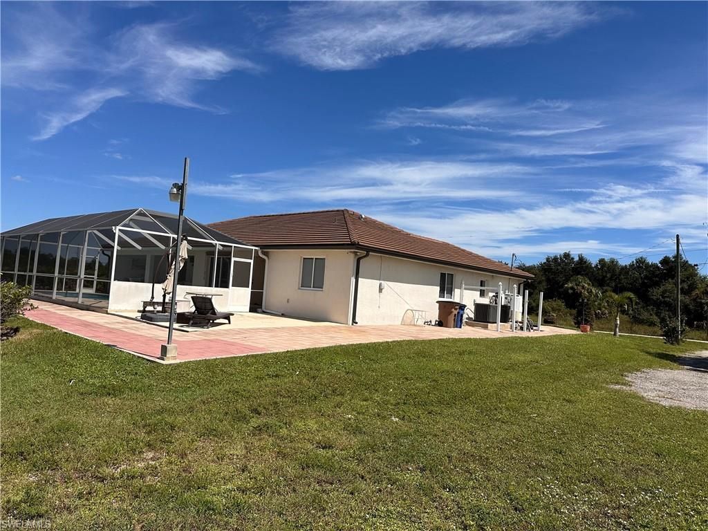 1717 Abbott Ave , Lehigh Acres, FL 33972 Photo