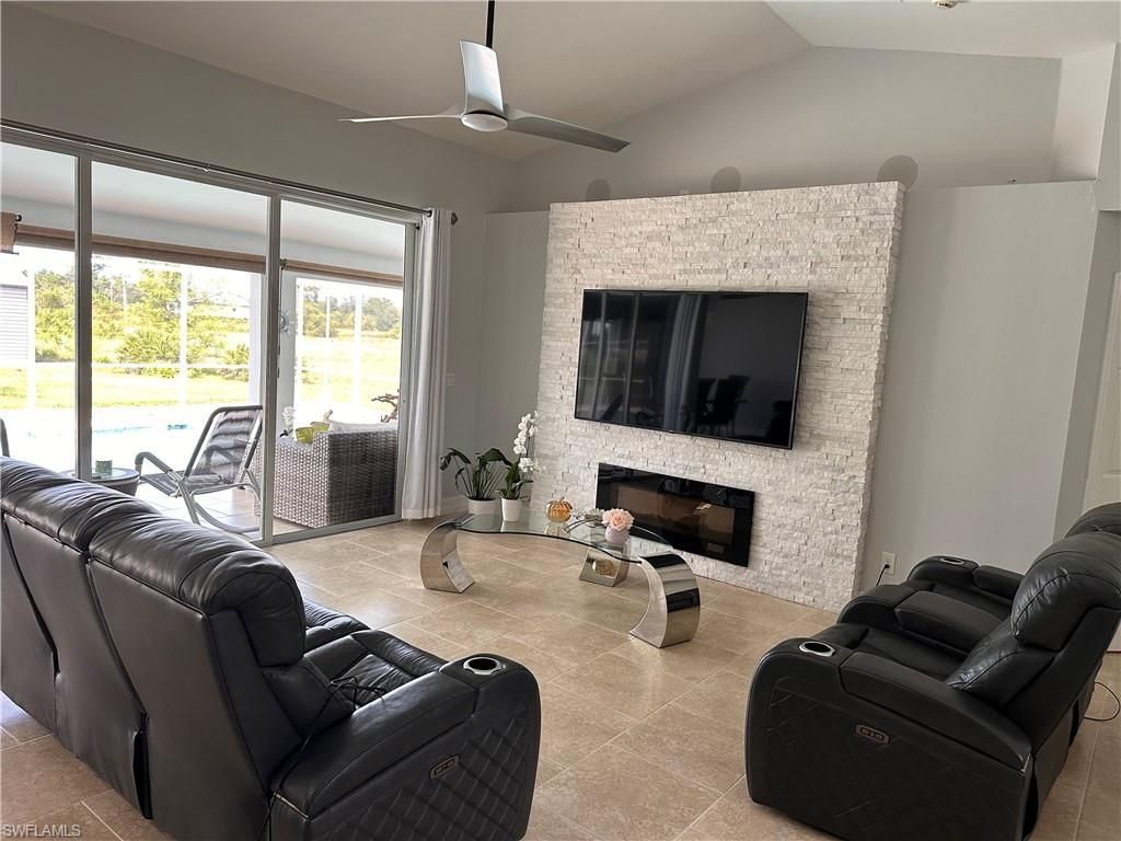 1717 Abbott Ave , Lehigh Acres, FL 33972 Photo
