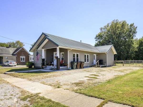407 Moore Street , Crothersville, IN 47229