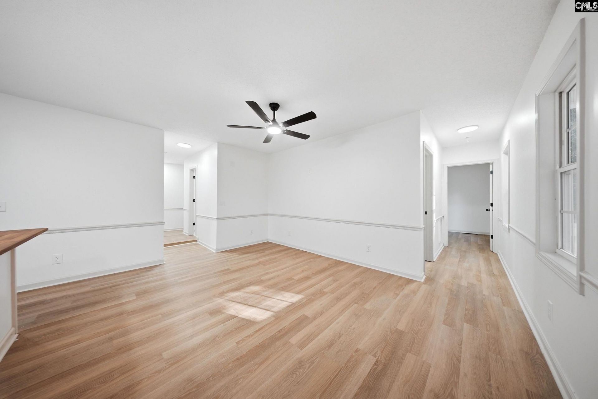 725a Cambridge Lane Photo 10