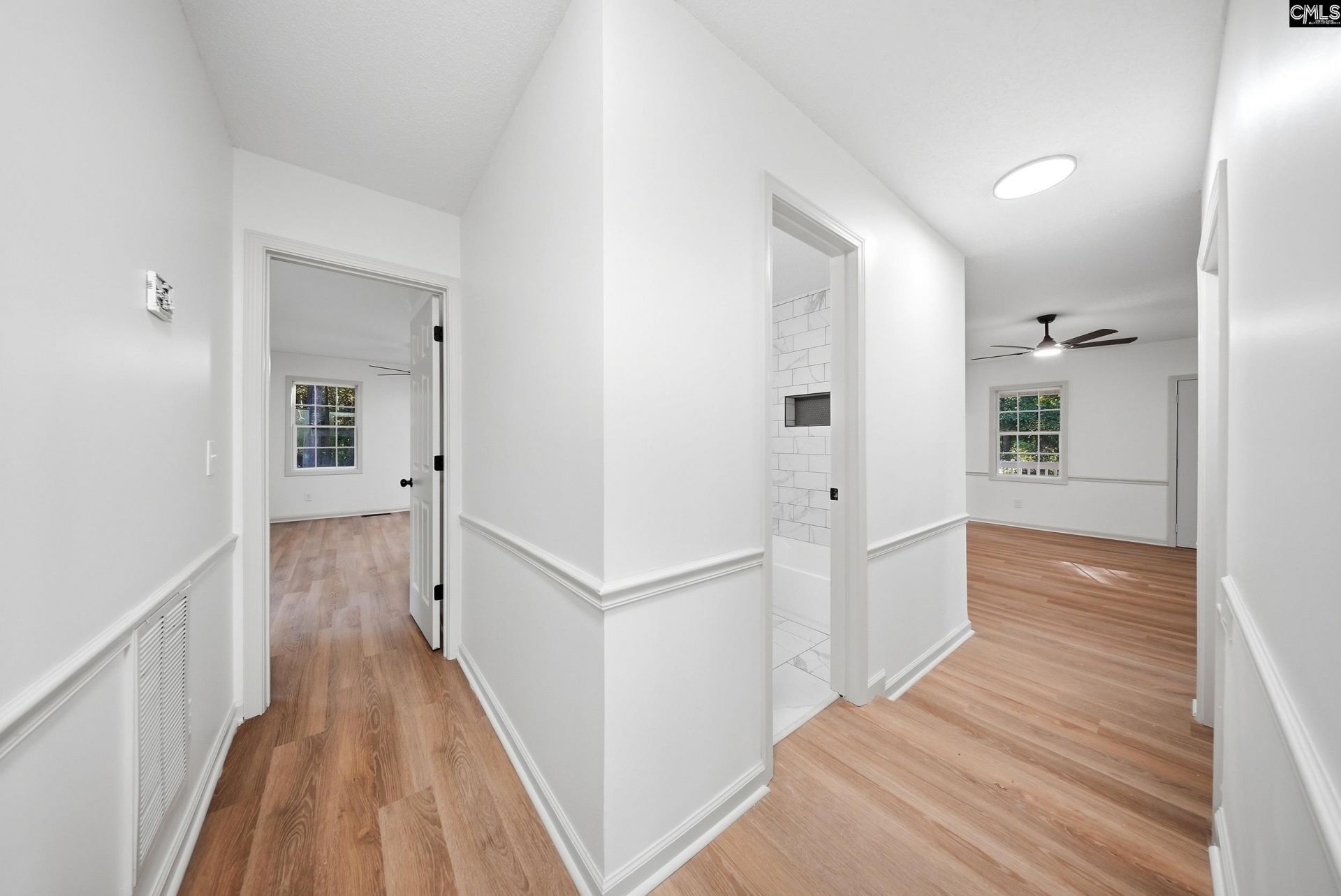 725a Cambridge Lane Photo 16
