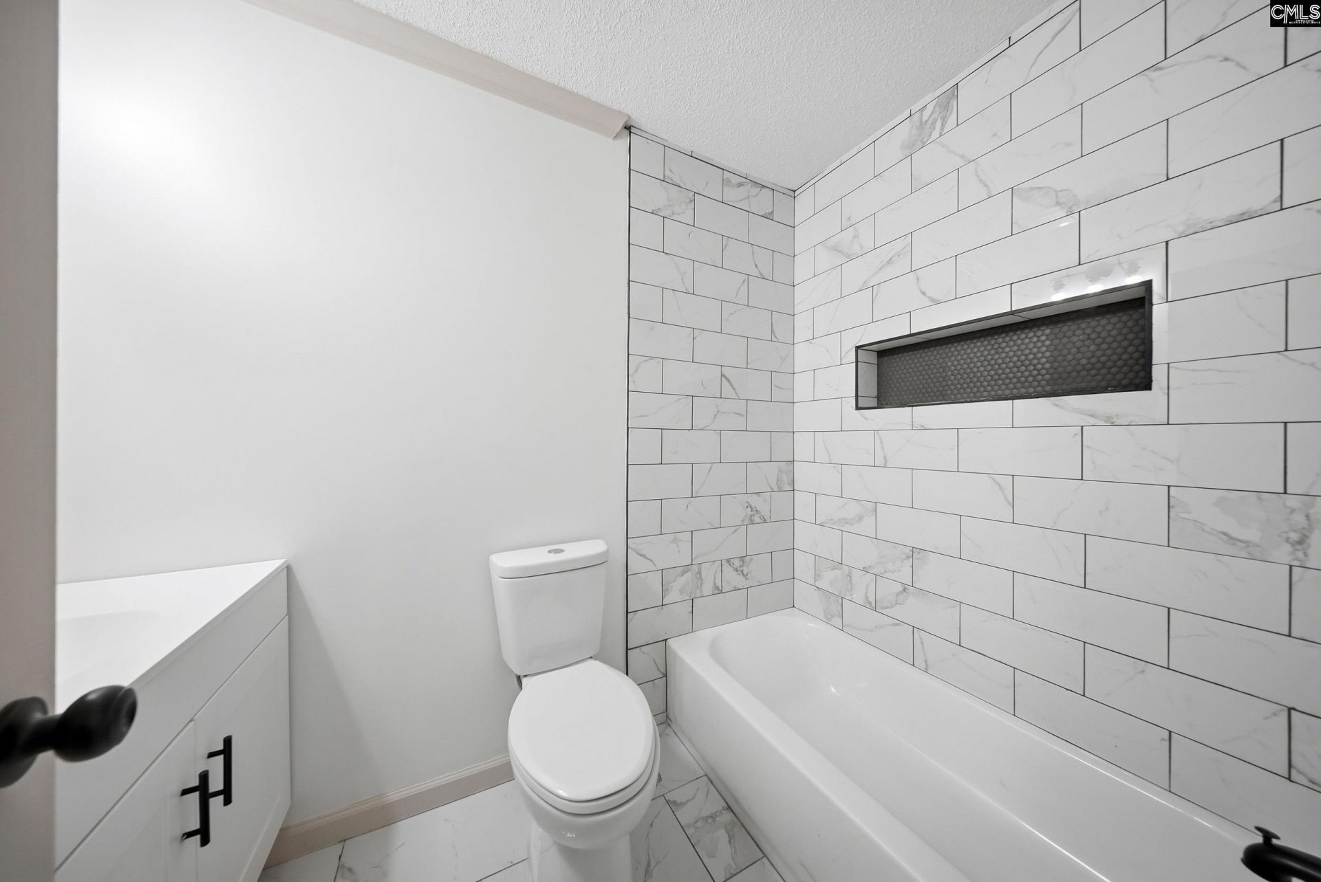 725a Cambridge Lane Photo 17