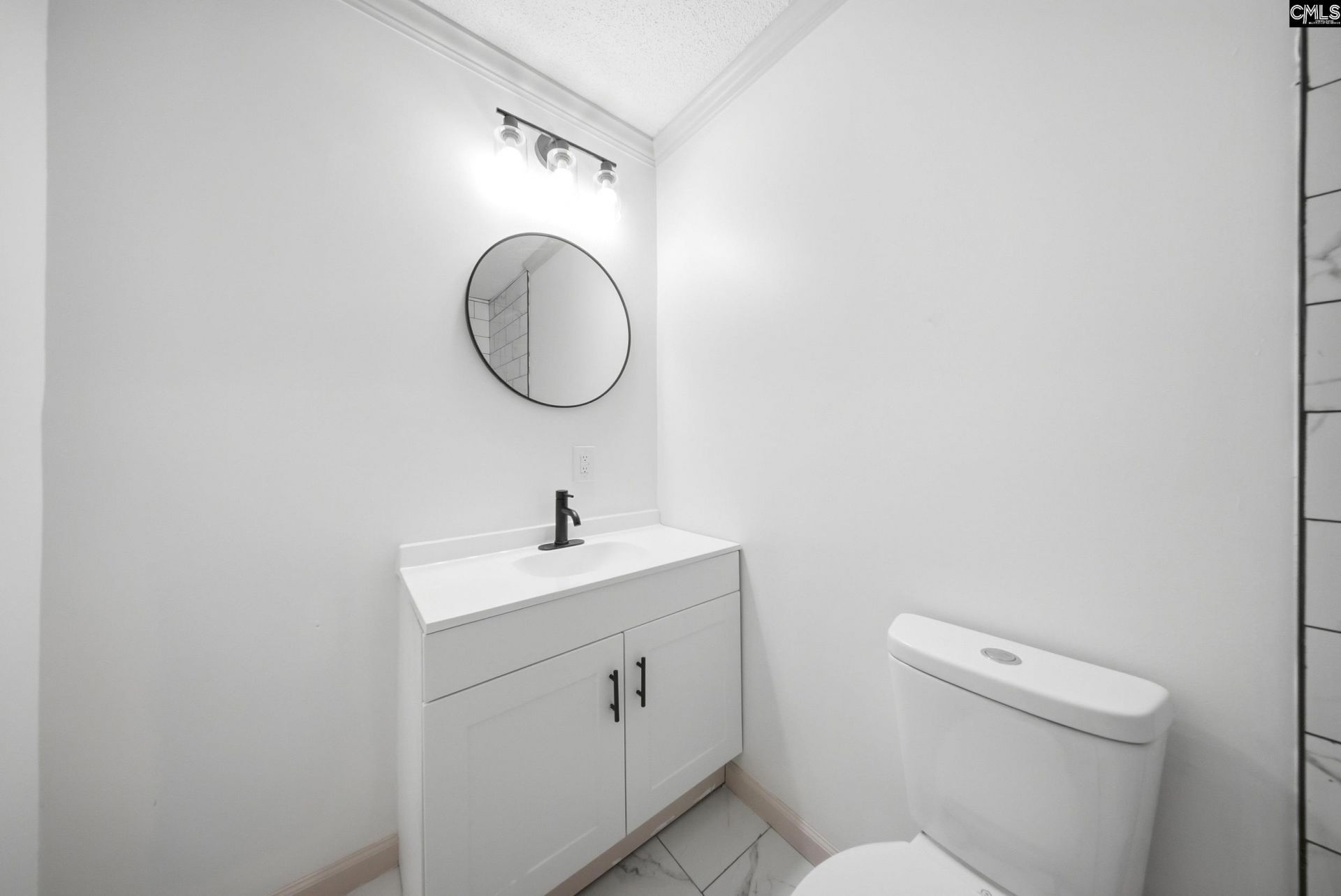 725a Cambridge Lane Photo 18