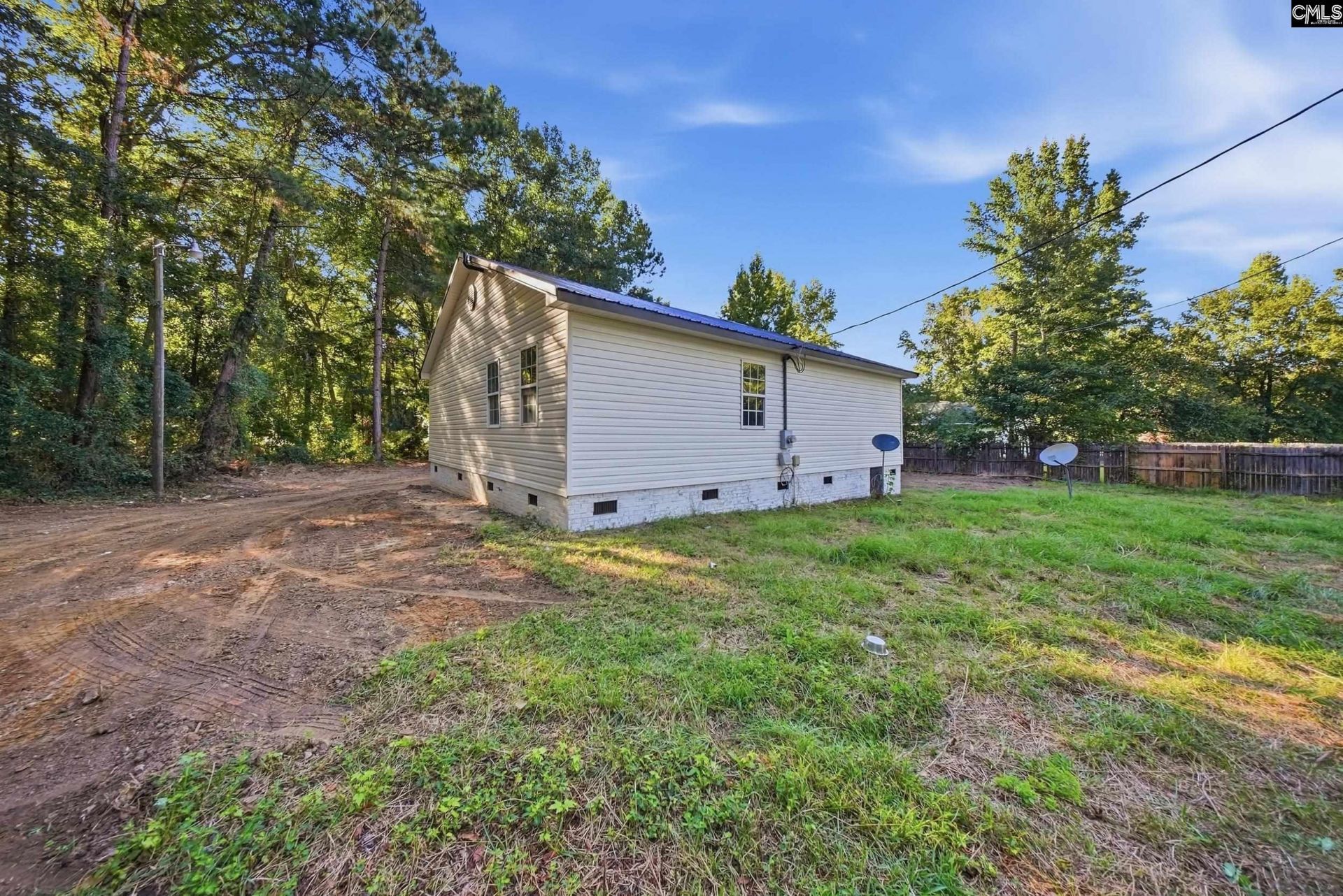 725a Cambridge Lane Photo 24