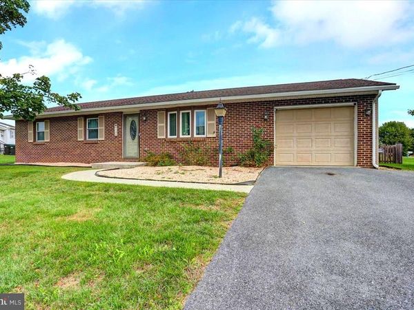 9140 TEA DRIVE, MERCERSBURG, PA 17236