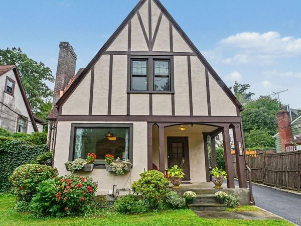 72 W Hartsdale Avenue , Hartsdale, NY 10530
