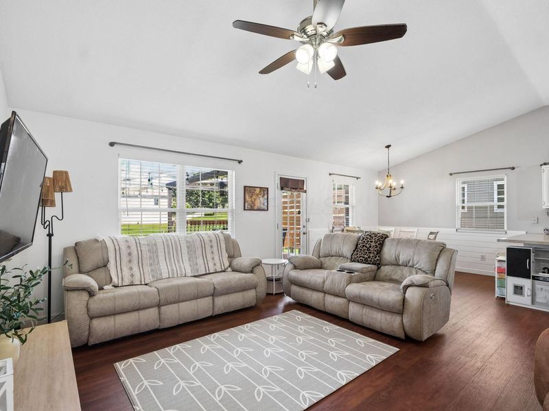 572 Wildflower Drive, Newark, OH 43055 Photo 11