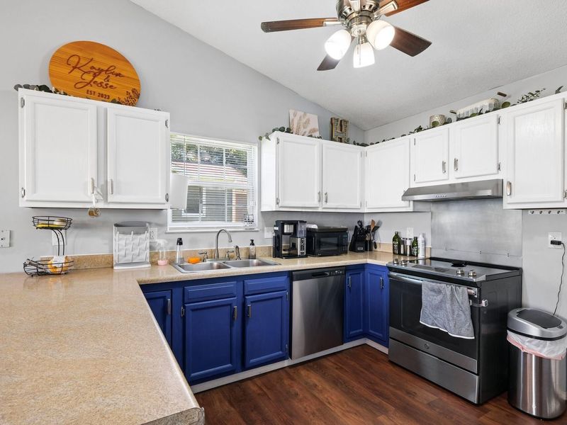 572 Wildflower Drive, Newark, OH 43055 Photo 17
