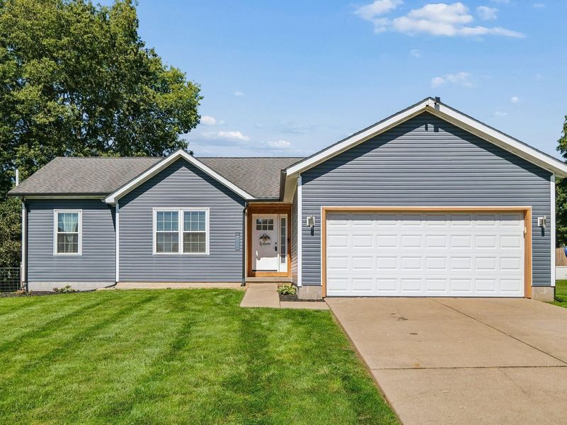 572 Wildflower Drive, Newark, OH 43055 Photo 4