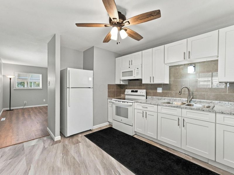 3049 Durham Drive, Columbus, OH 43207 Photo 4