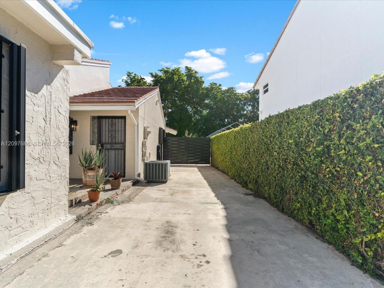 1432 SW 118th Ave, Miami, FL 33184 Photo