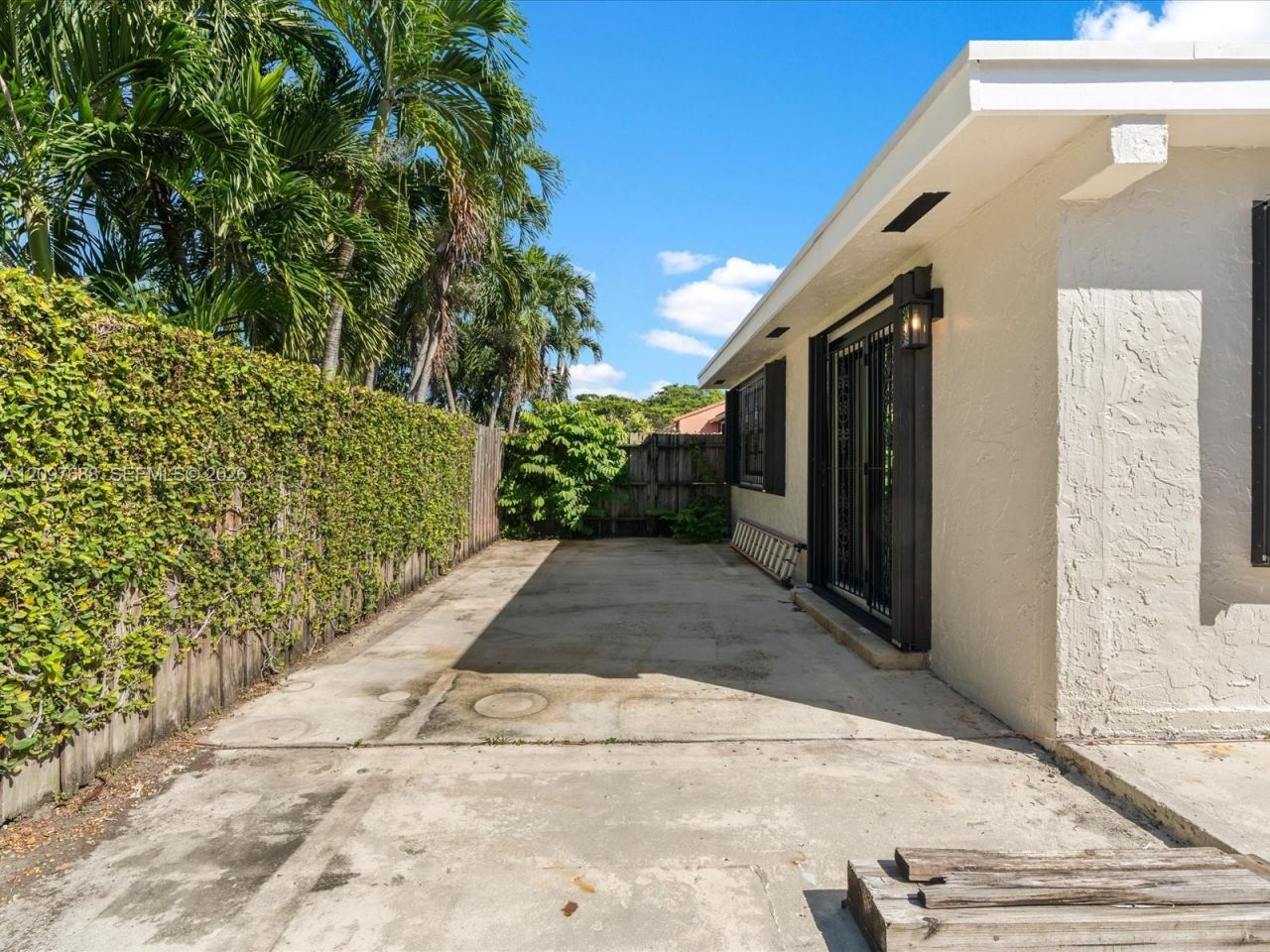 1432 SW 118th Ave, Miami, FL 33184 Photo