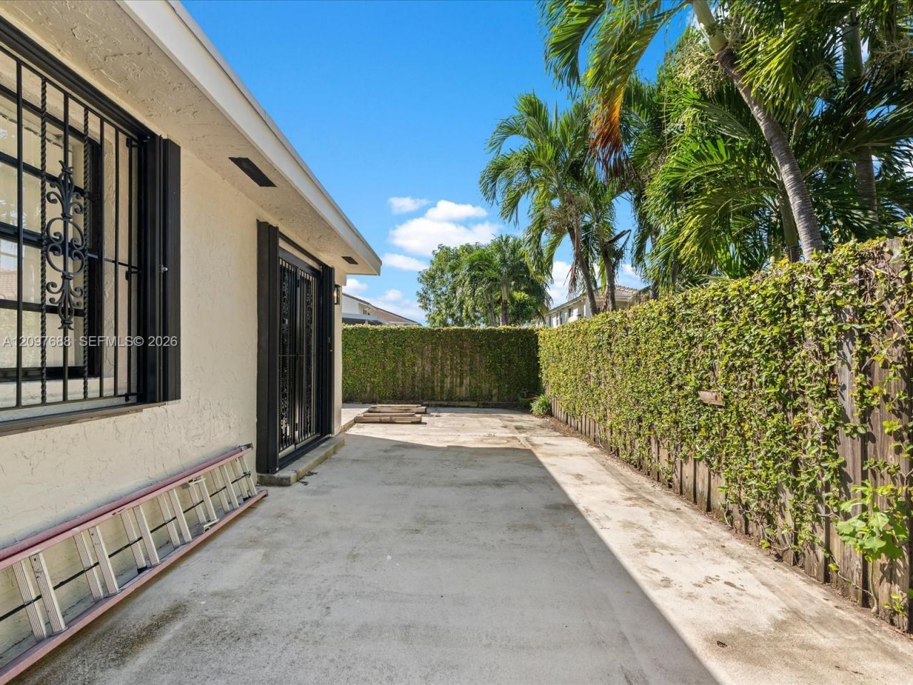 1432 SW 118th Ave, Miami, FL 33184 Photo