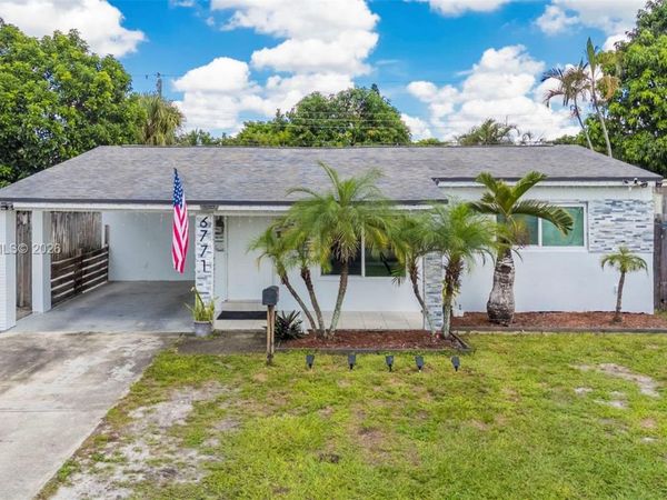 6771 Harding St , Hollywood, FL 33024