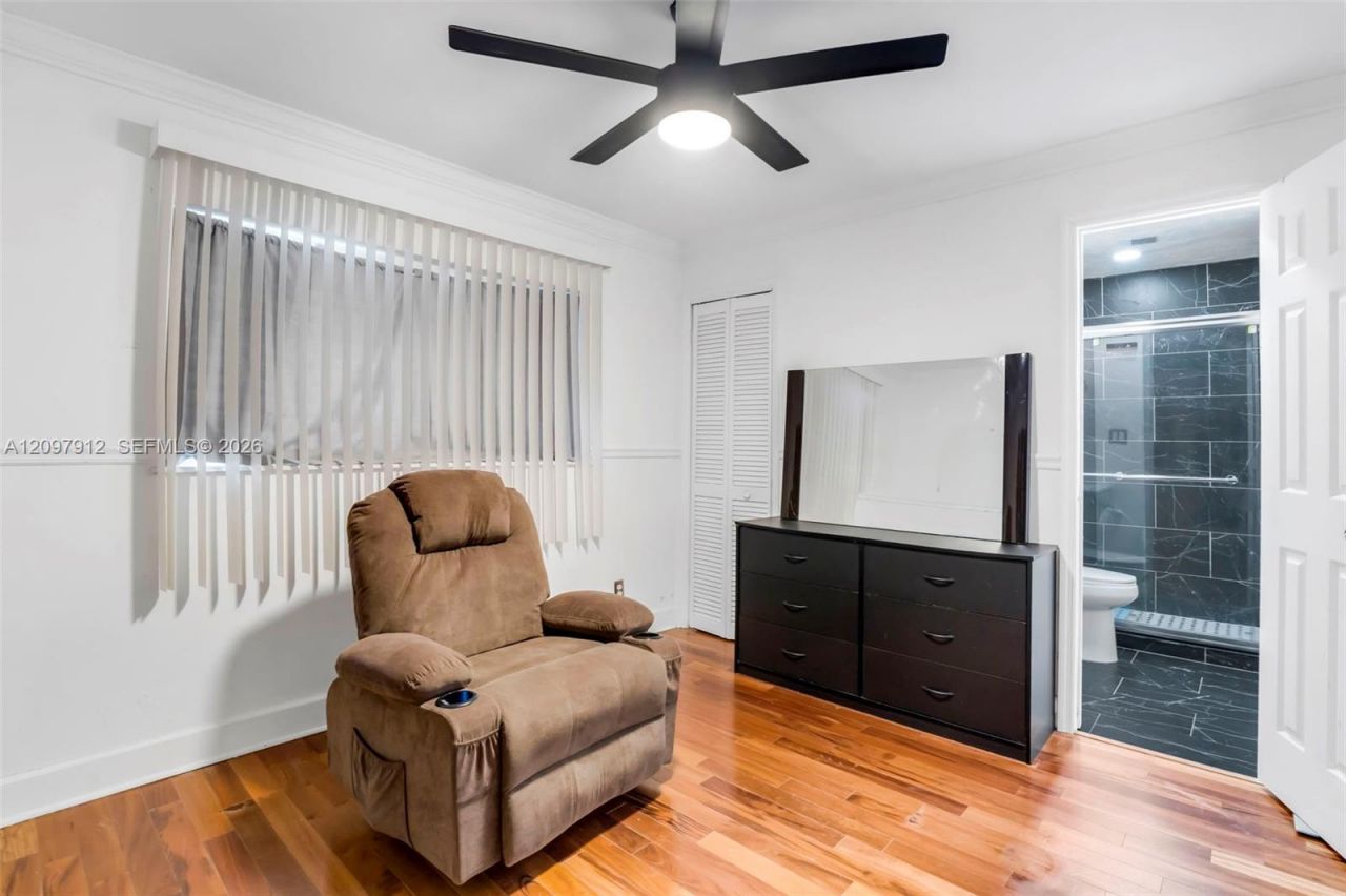 6771 Harding St , Hollywood, FL 33024 Photo