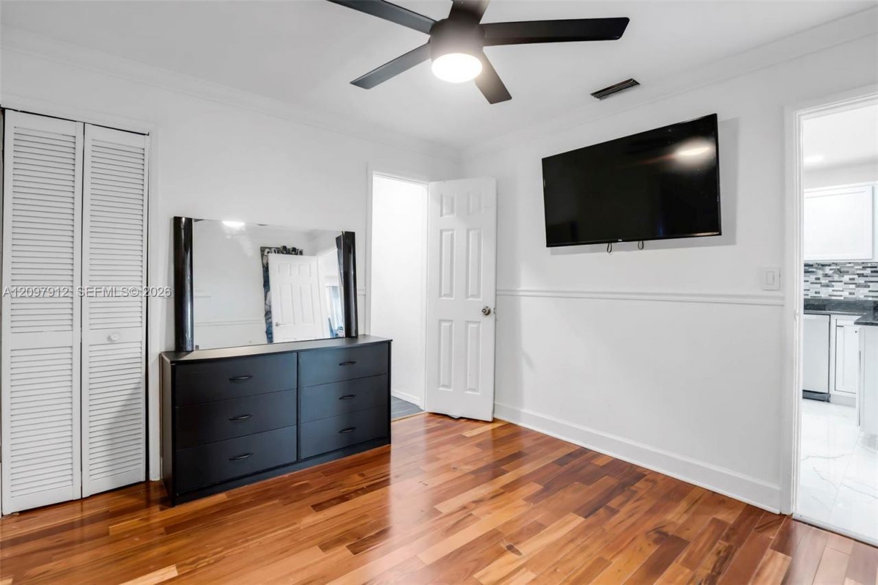 6771 Harding St , Hollywood, FL 33024 Photo