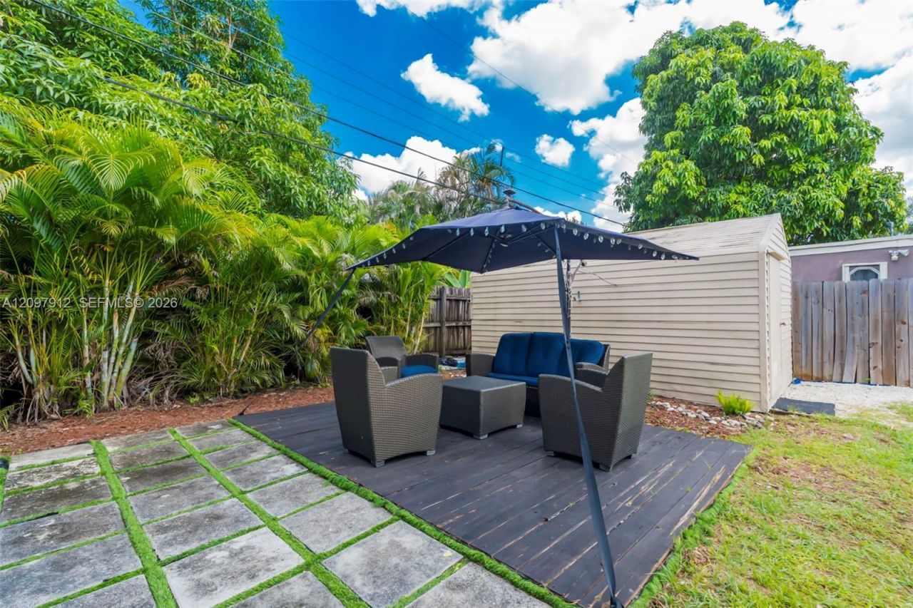 6771 Harding St , Hollywood, FL 33024 Photo