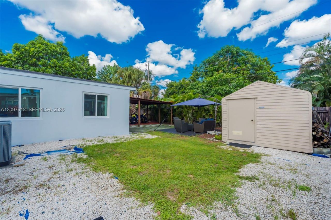 6771 Harding St , Hollywood, FL 33024 Photo