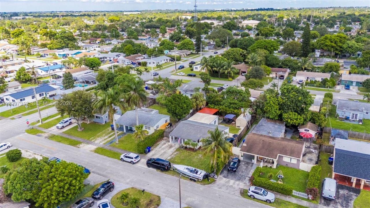6771 Harding St , Hollywood, FL 33024 Photo