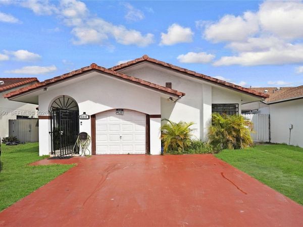 6316 SW 151st Pl , Miami, FL 33193