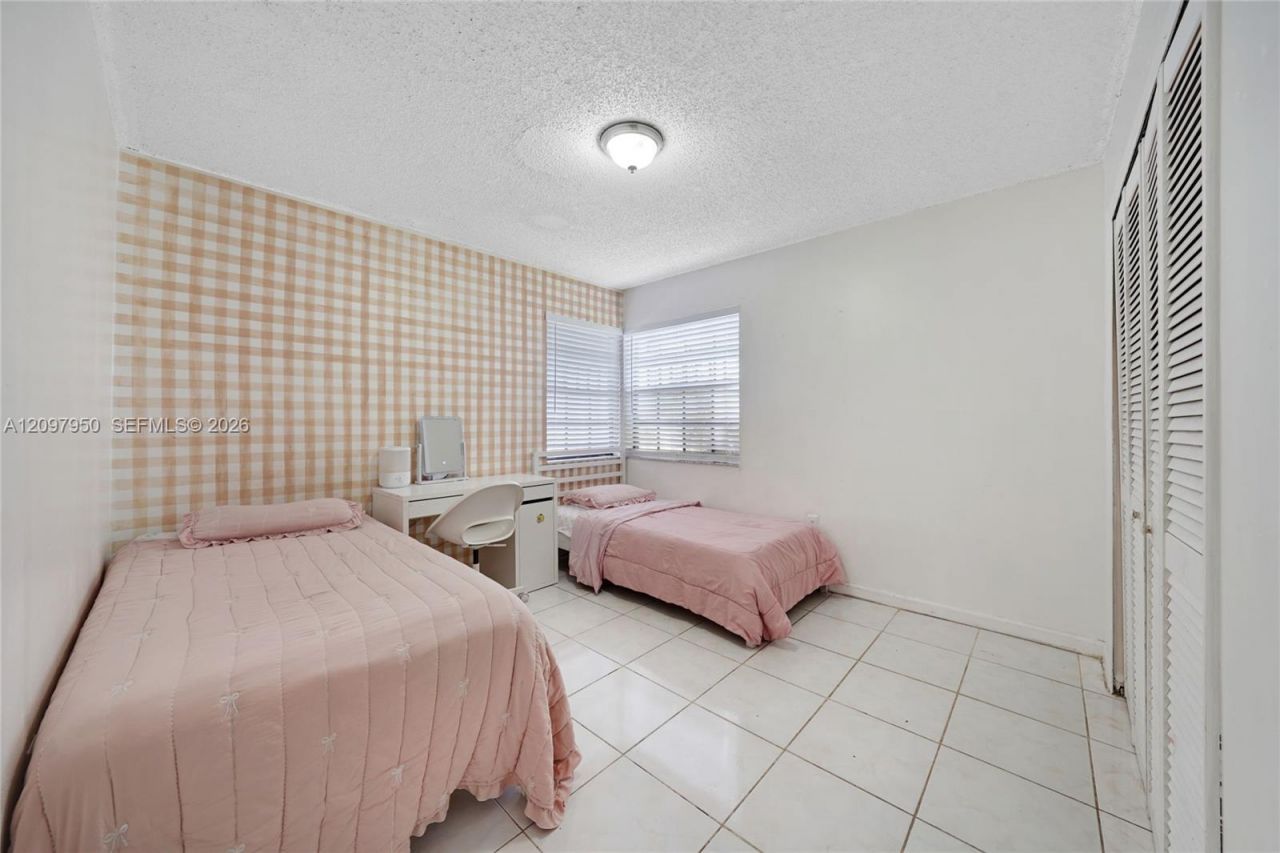 6316 SW 151st Pl , Miami, FL 33193 Photo