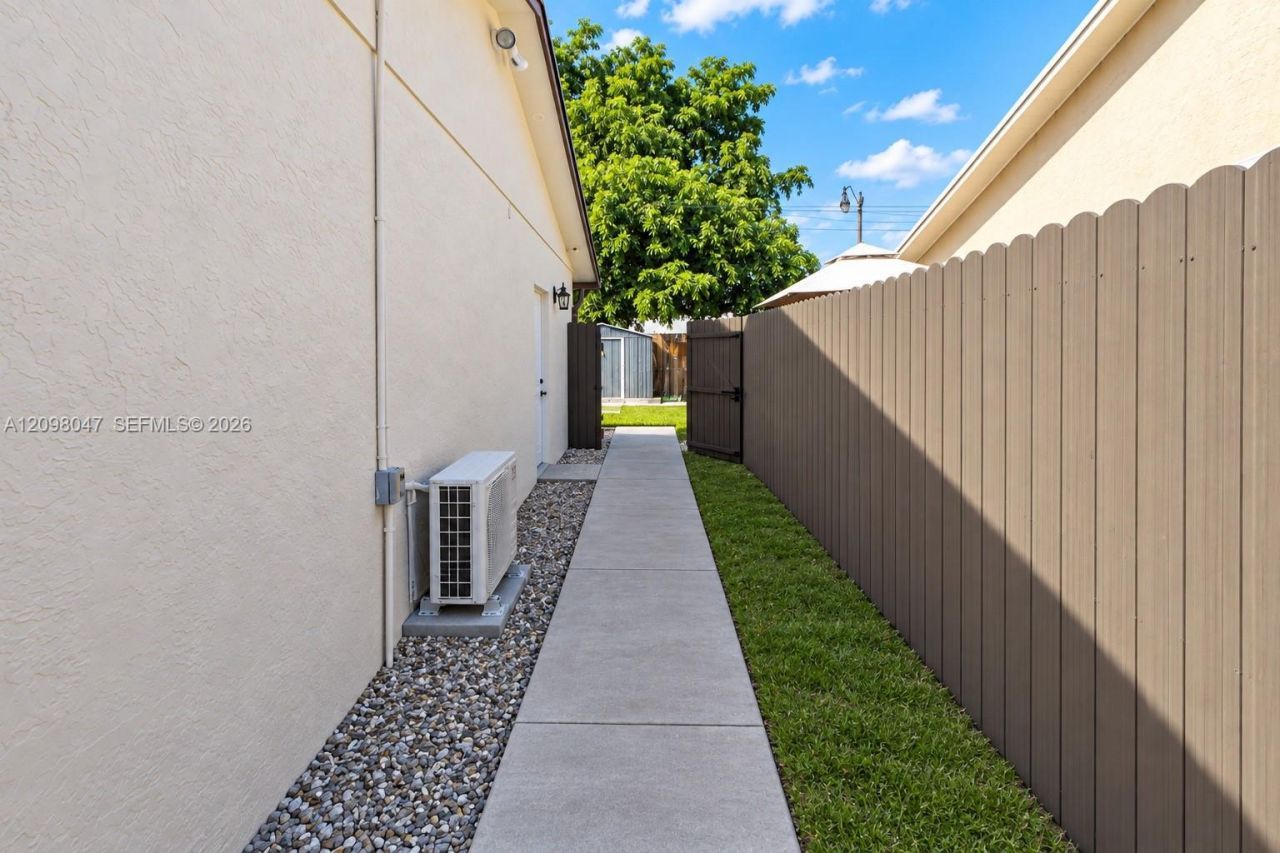 1711 N Anhinga Ln , Homestead, FL 33035 Photo