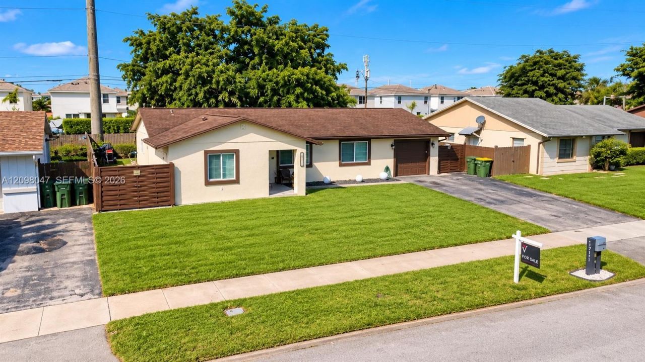 1711 N Anhinga Ln , Homestead, FL 33035 Photo
