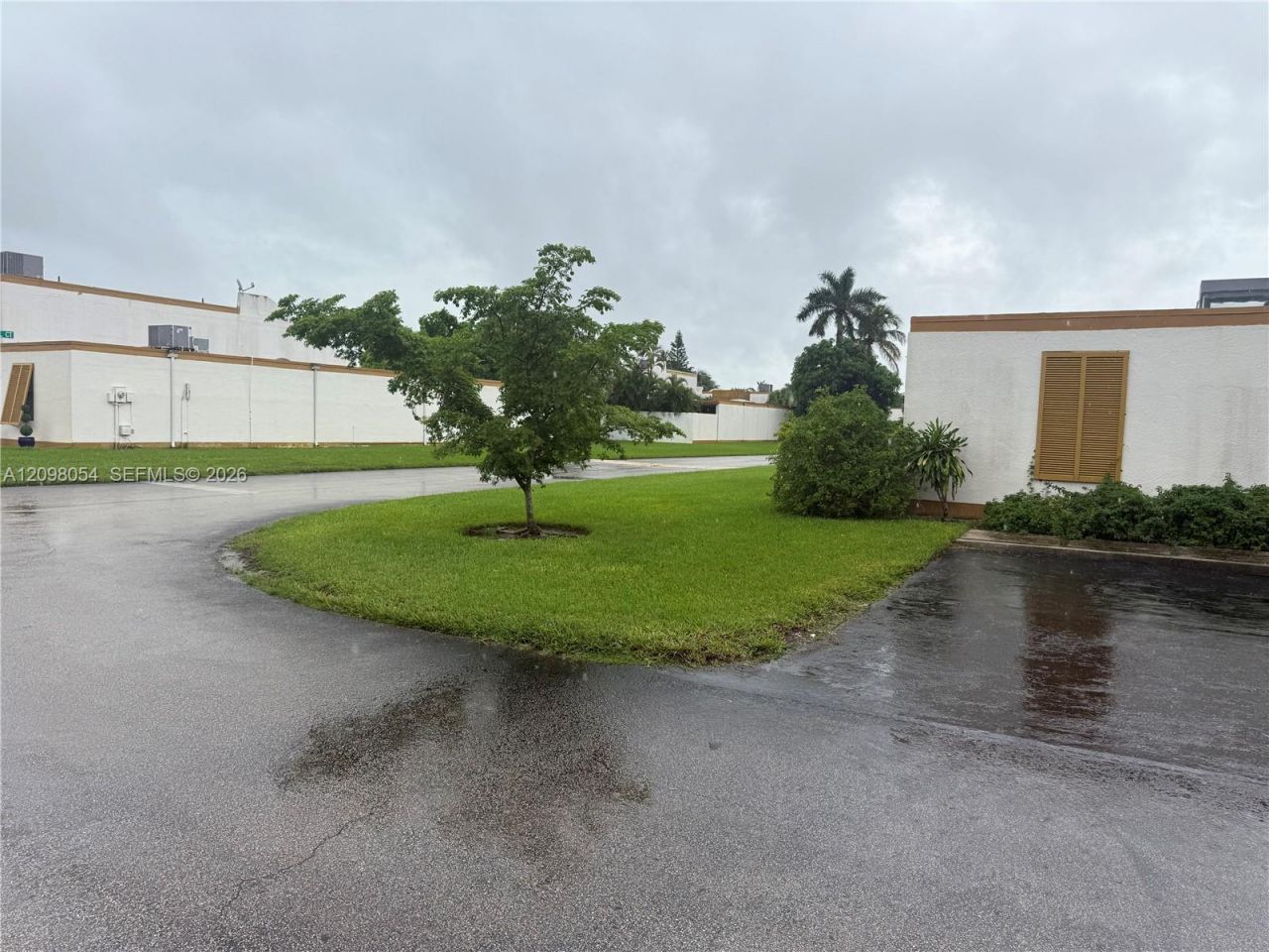 13185 SW 9th Ln, Miami, FL 33184 Photo