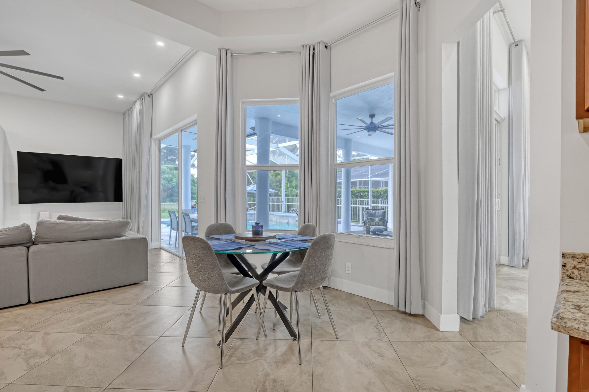 15818 Glen Willow Lane, Wellington, FL 33414 Photo