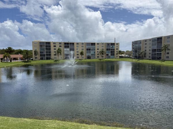 401 SE 3RD Street, Unit 204, Dania Beach, FL 33004