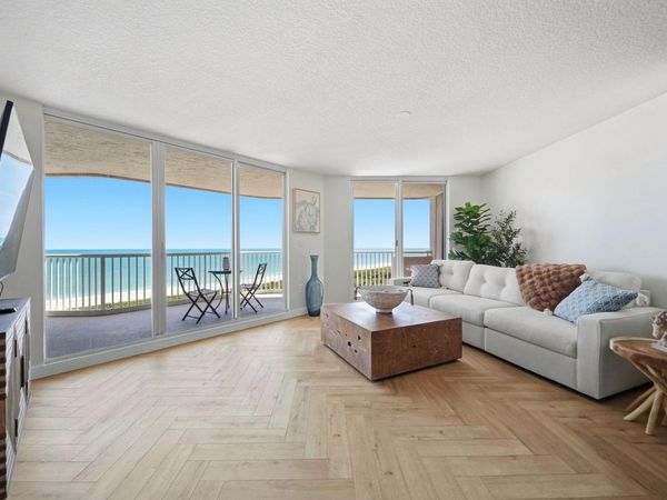 5051 N Highway, Unit 11-2, Hutchinson Island, FL 34949