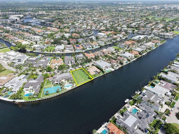430 E Alexander Palm Road, Boca Raton, FL 33432