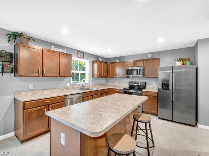 505 Creek Bend Trail, Lodi, OH 44254 Photo 3