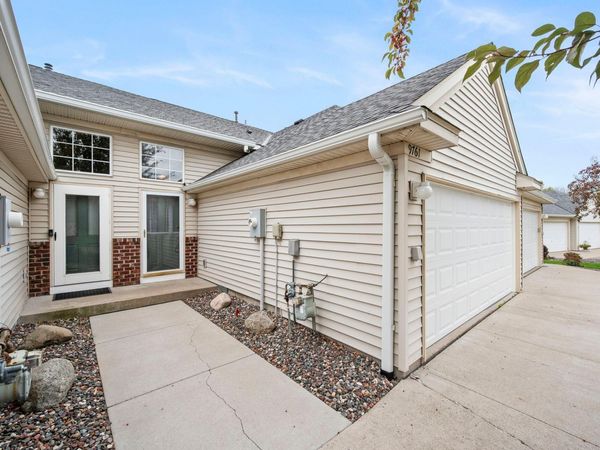 9761 Zinnia Lane N, Maple Grove, MN 55369
