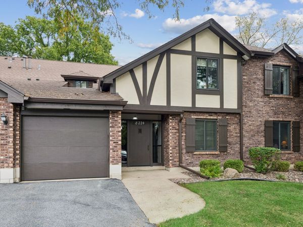 8220 Mulberry Court , Unit 7B, Palos Hills, IL 60465
