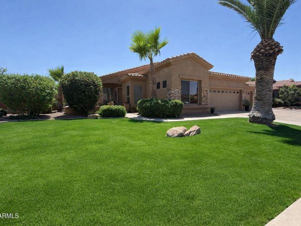 1523 E Del Rio Street, Gilbert, AZ 85295