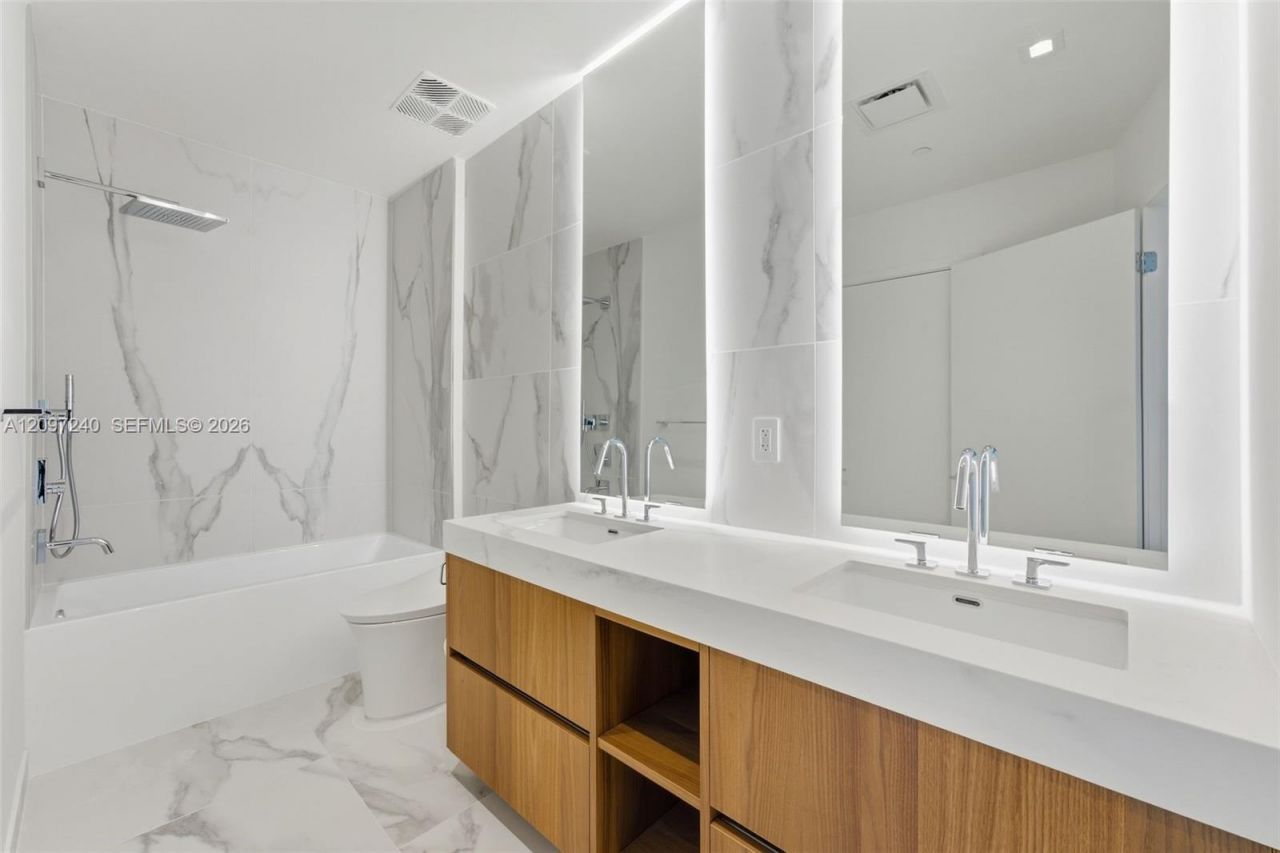 1400 Biscayne Boulevard , Unit 3007, Miami, FL 33132 Photo