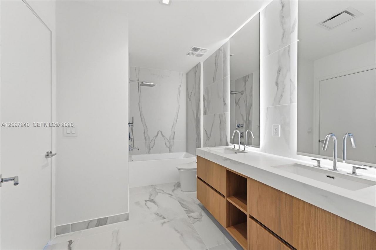 1400 Biscayne Boulevard , Unit 3007, Miami, FL 33132 Photo