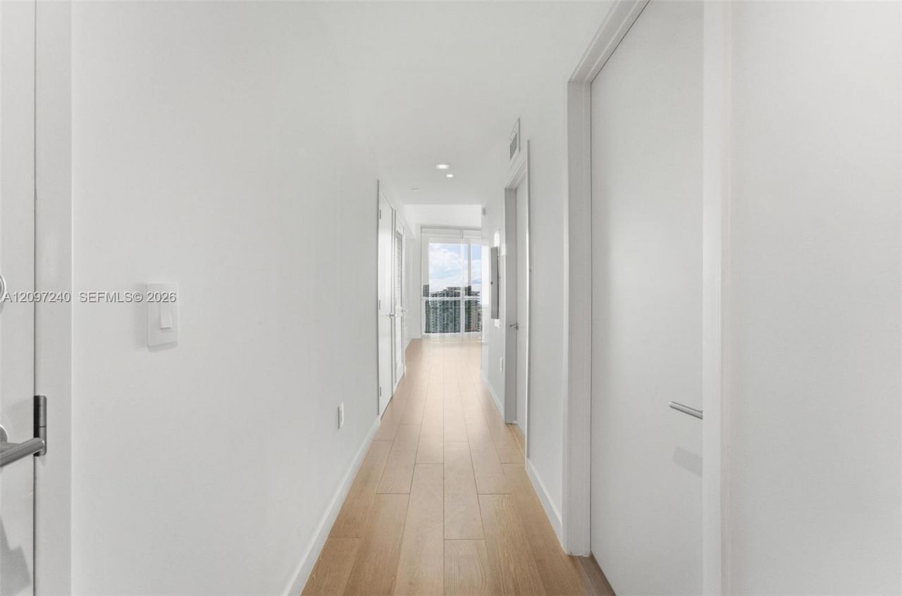 1400 Biscayne Boulevard , Unit 3007, Miami, FL 33132 Photo