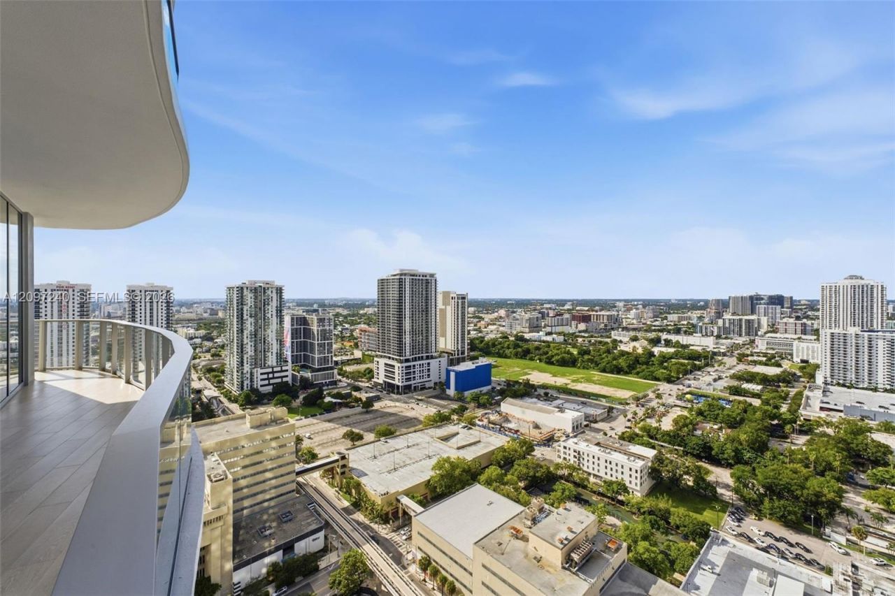 1400 Biscayne Boulevard , Unit 3007, Miami, FL 33132 Photo