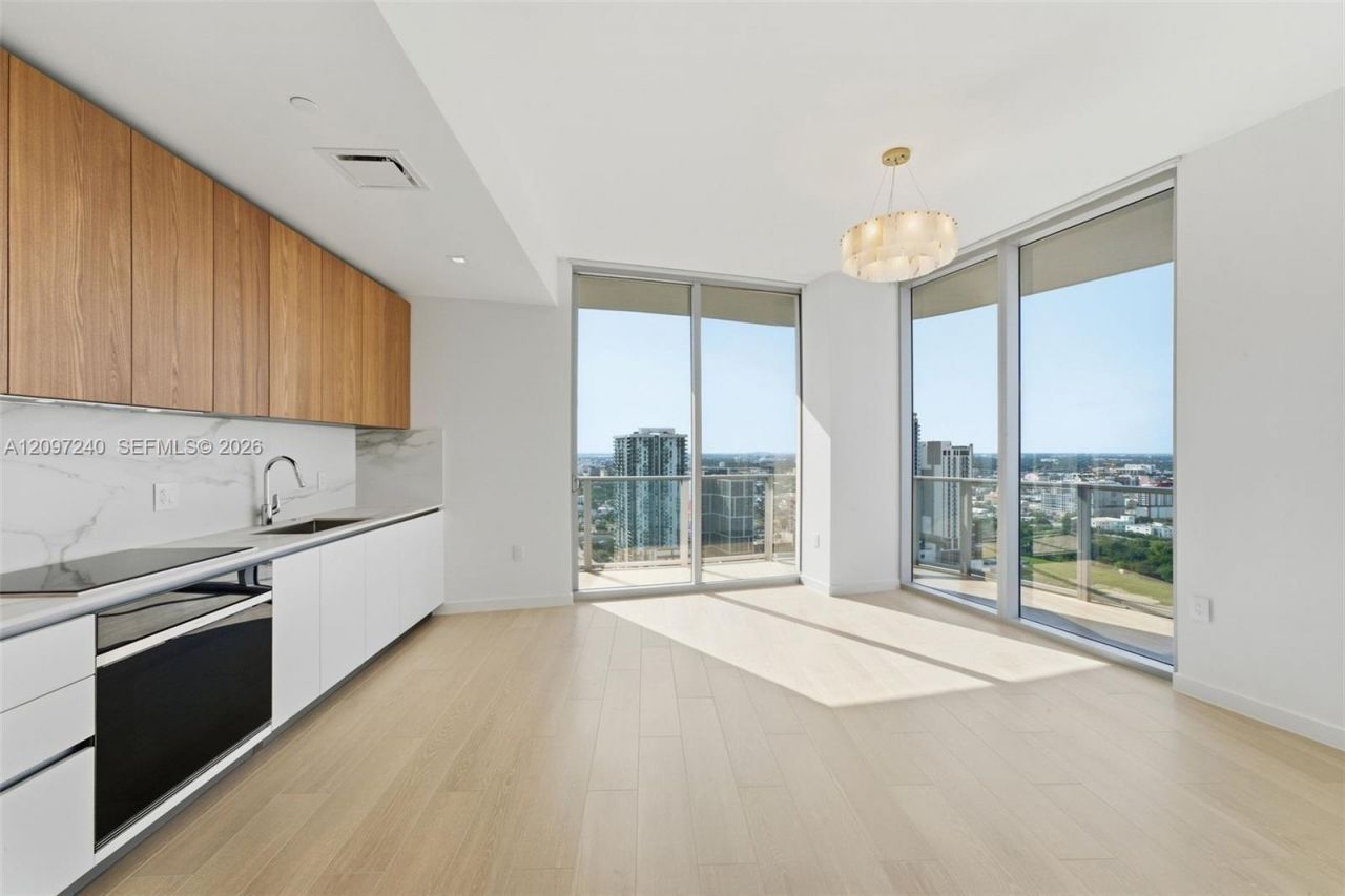 1400 Biscayne Boulevard , Unit 3007, Miami, FL 33132 Photo
