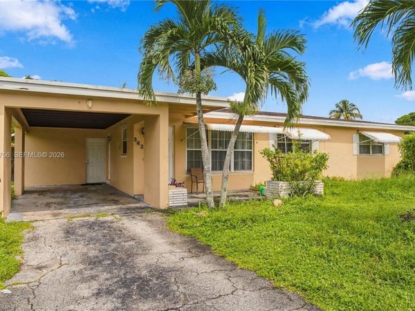 3621 SW 3rd St , Fort Lauderdale, FL 33312