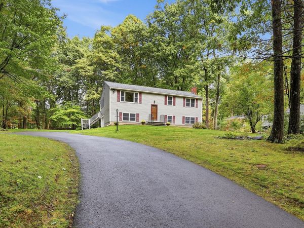 10 Beaver Brook Road, Littleton, MA 01460