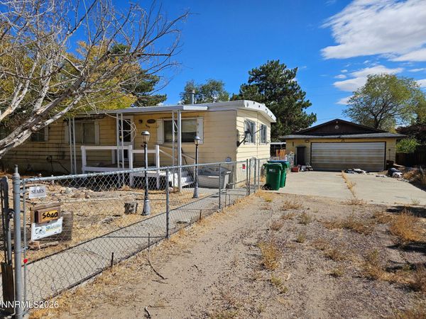 5640 Rilla Way, Sun Valley, NV 89433