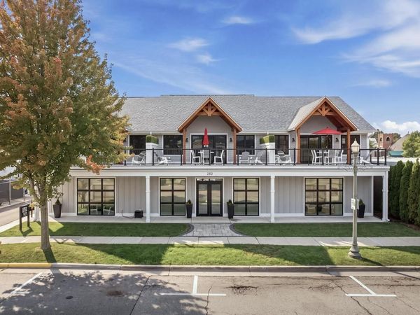 252 Center STREET, Lake Geneva, WI 53147